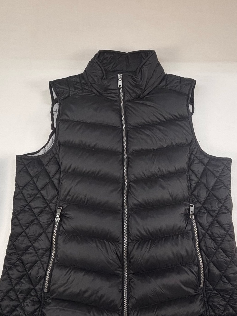G.H. Bass & Co. Black Quilted Puffer Vest